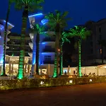 Sea Star - Adult Only مرمريس